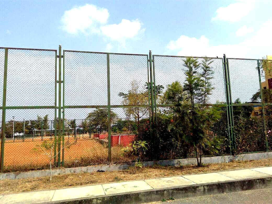 GI-CHAIN LINK FENCING FOR LANDS PLOTS